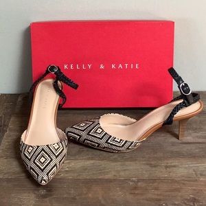 Kelly & Katie Pointy Toe Sandal